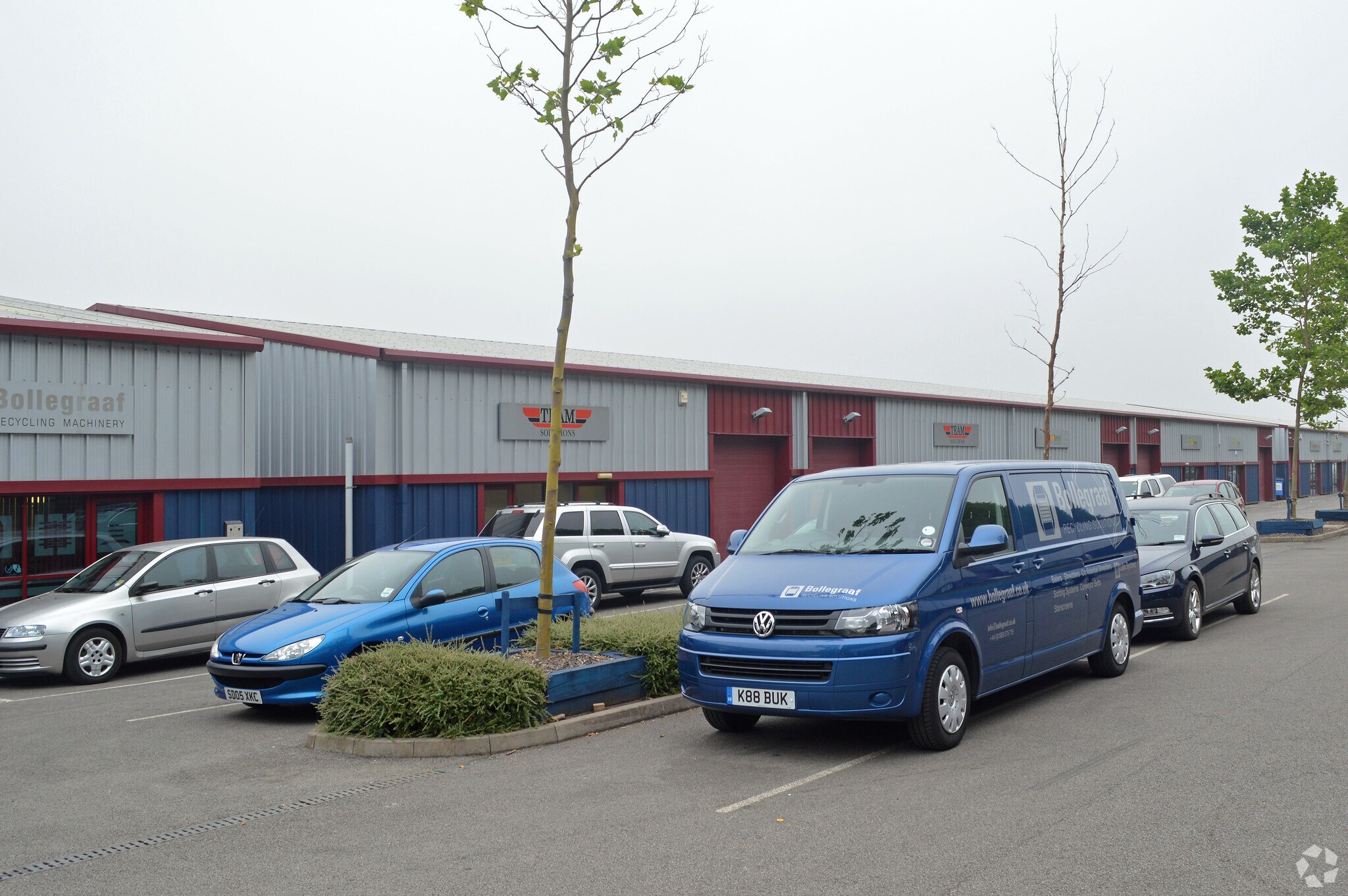 Kimberley Way, Rugeley to rent Primary Photo- Image 1 of 2