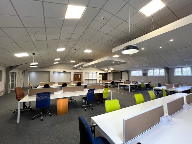 More details for 5 Wadsworth Rd, Greenford - Office to Rent