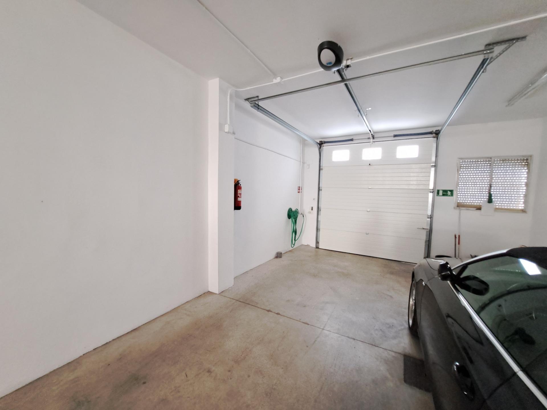 Retail in Carcaixent, Valencia for sale Building Photo- Image 1 of 11