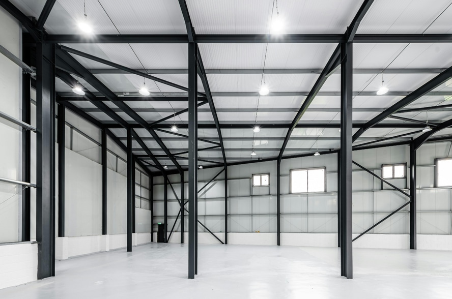 Blackhorse Ln, London to rent - Interior Photo - Image 3 of 6