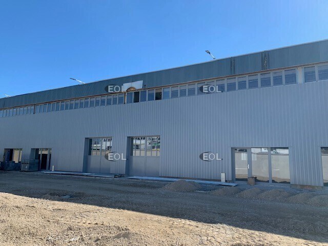 Light Industrial in Vaux-le-Pénil to rent Building Photo- Image 1 of 8