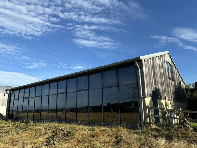 More details for Eynsham Rd, Oxford - Office to Rent