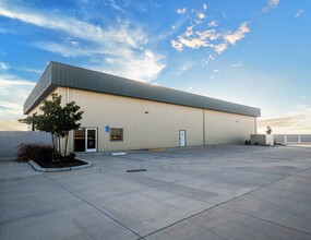 4832 Rosedale Ln, Bakersfield, CA for rent Building Photo- Image 1 of 22