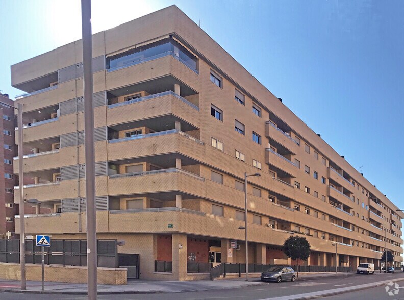 Calle Rembrandt, 4, Seseña, Toledo to rent - Building Photo - Image 2 of 2