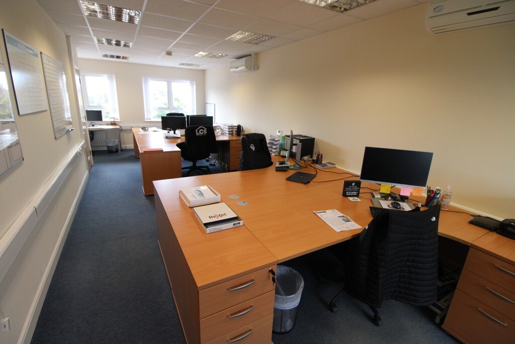Chain Ln, Battle, ESX TN33 0GB - Unit LCS -  - Interior Photo - Image 2 of 7