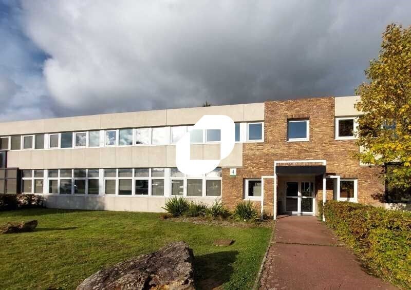 Office in Bièvres to rent - Building Photo - Image 1 of 14