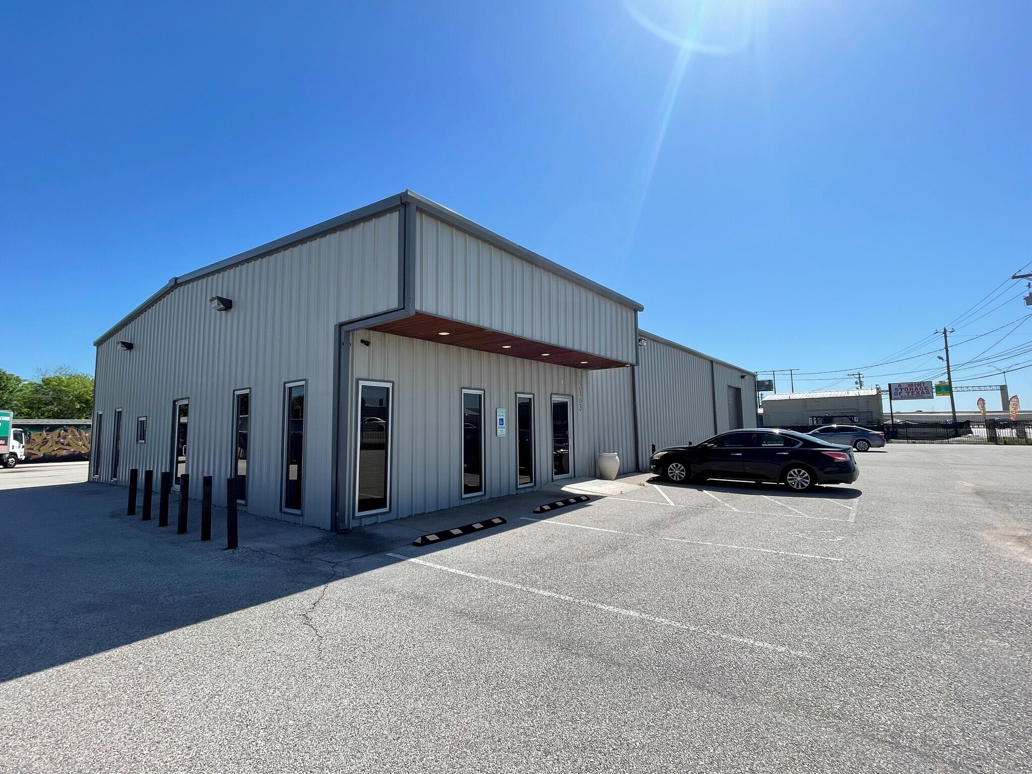 2363 Highway 71 E, Austin, TX for sale Building Photo- Image 1 of 1