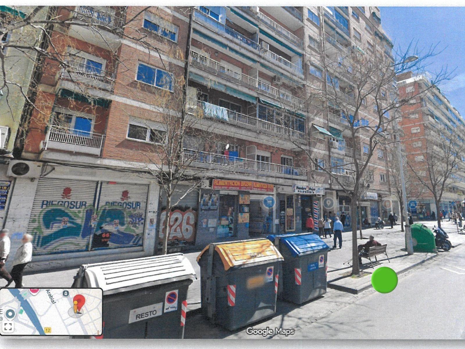 Retail in Granada, Granada to rent Building Photo- Image 1 of 14