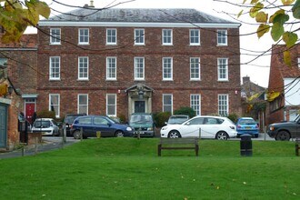 1 The Green, Marlborough to rent Building Photo- Image 2 of 7