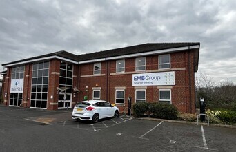 Merus Ct, Leicester to rent Building Photo- Image 1 of 2
