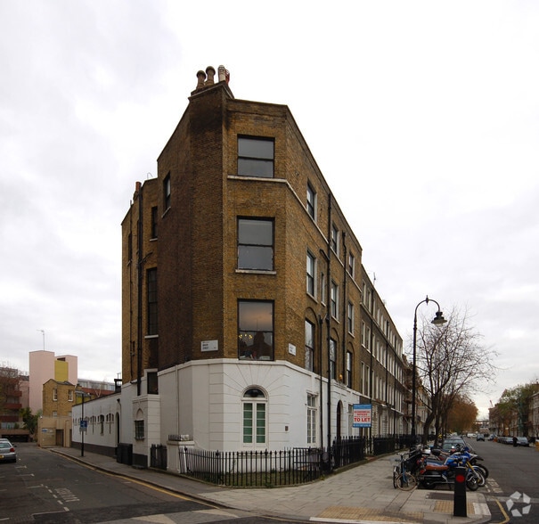 1 Doughty St, London to rent - Building Photo - Image 2 of 9