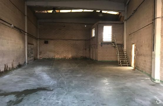 Avenida Industria, 43, Humanes de Madrid, Madrid for sale Primary Photo- Image 1 of 1