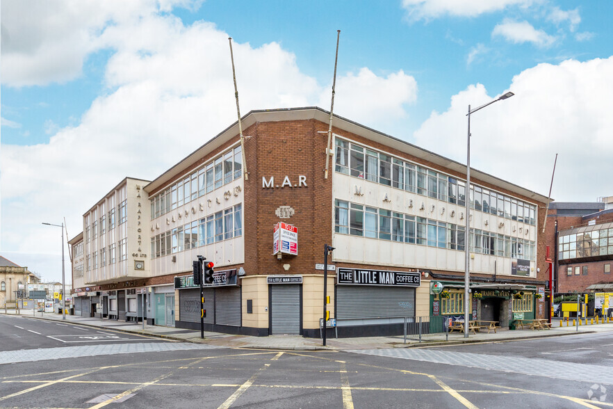 Bridge St, Cardiff for rent - Primary Photo - Image 1 of 3