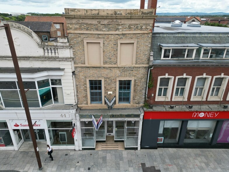 45 High St, Stockton On Tees to rent - Building Photo - Image 2 of 20