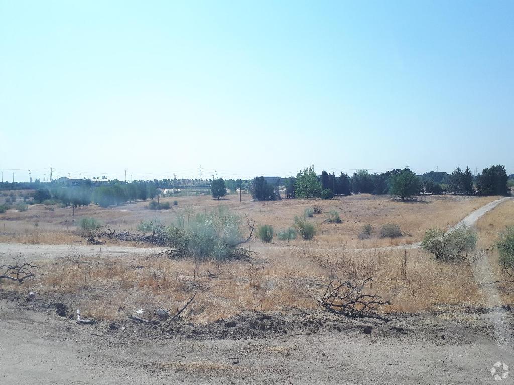 Land in Pozuelo de Alarcón, Madrid for sale Primary Photo- Image 1 of 3