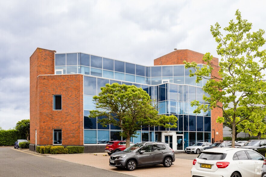 Bath Rd, West Drayton for sale - Primary Photo - Image 1 of 1