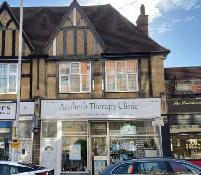 7 Ickenham Rd, Ruislip HA4 7BT UK