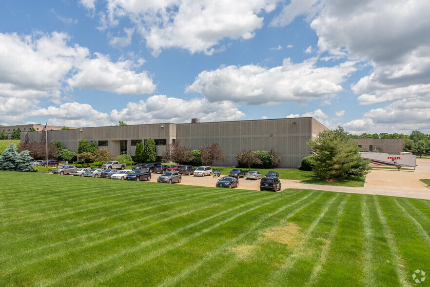 5555 Massillon Rd, North Canton, OH for sale - Building Photo - Image 1 of 1