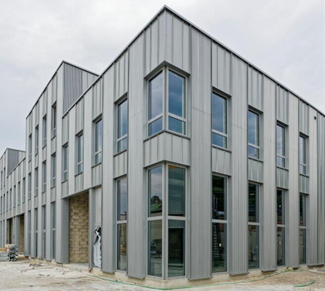 18 Rue Des Charretiers, Argenteuil to rent - Building Photo - Image 2 of 14