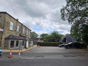 15 St. Peg Ln, Cleckheaton to rent Building Photo- Image 2 of 3