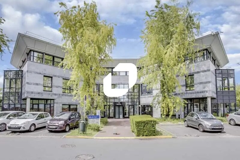 Office in Gennevilliers to rent Building Photo- Image 1 of 15