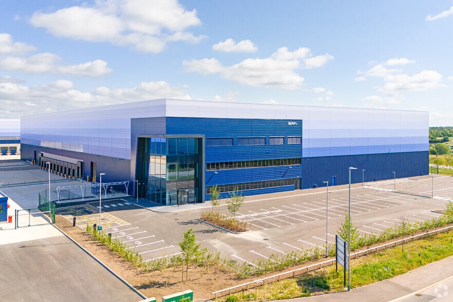 Mere Ln, Lutterworth to rent - Building Photo - Image 1 of 6