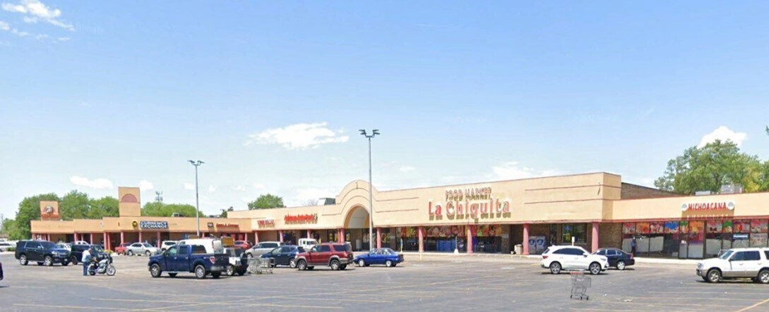 117-155 W Roosevelt Rd, West Chicago, IL to rent Building Photo- Image 1 of 2