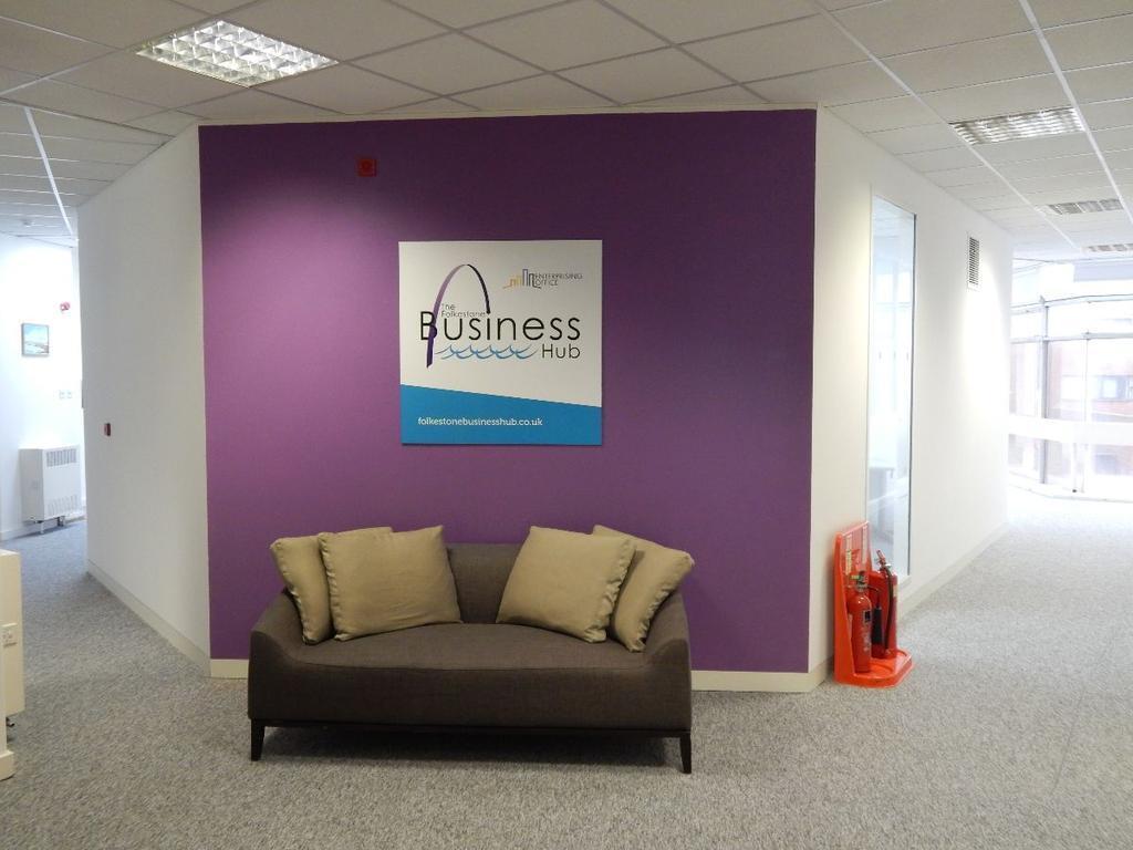 7-17 West Ter, Folkestone to rent Interior Photo- Image 1 of 6