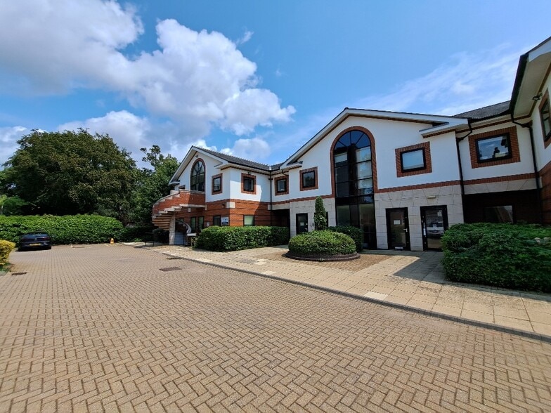 38 George Rd, Birmingham to rent - Building Photo - Image 2 of 13