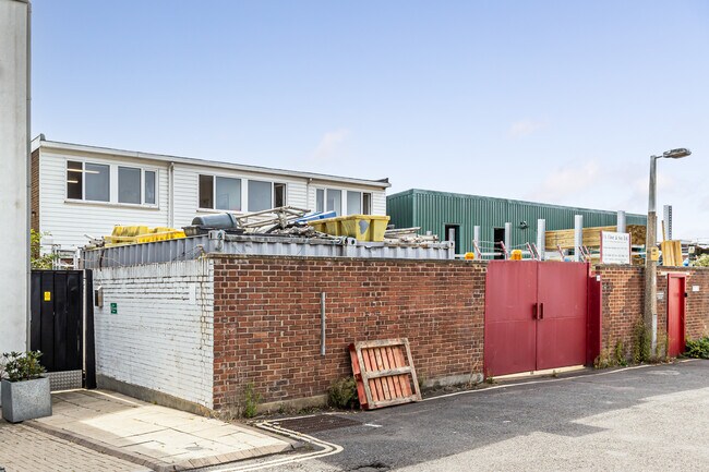 More details for 14 Bardolph Rd, Richmond - Industrial for Sale