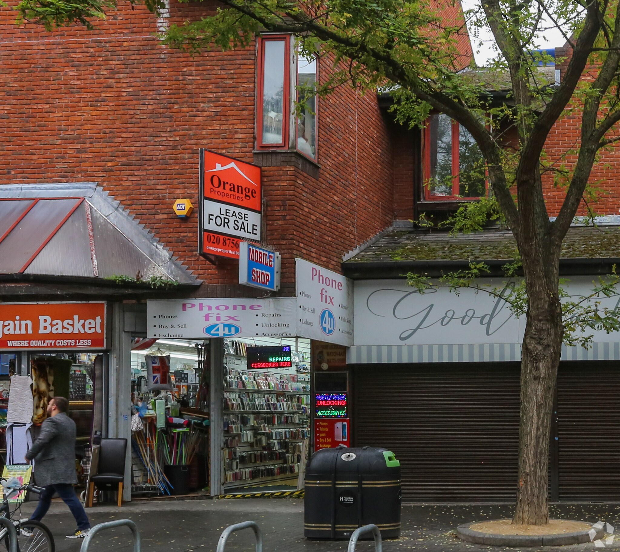 118 High St, Hounslow for sale Primary Photo- Image 1 of 1