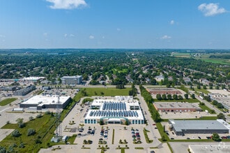 600 Weber St N, Waterloo, ON - AERIAL  map view - Image1