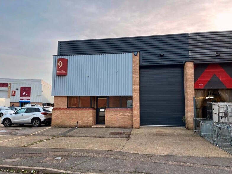 Smeaton Clos, Colchester for sale - Building Photo - Image 1 of 1