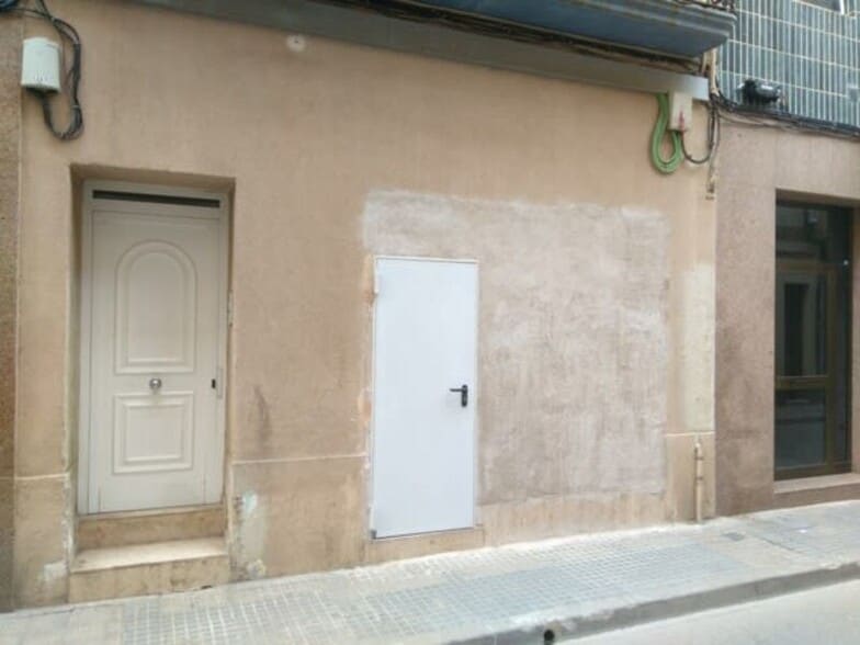 Carrer Jovara, 242, Calella, Barcelona for sale - Primary Photo - Image 2 of 2