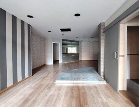 Retail in Terrassa, Barcelona to rent Interior Photo- Image 1 of 7