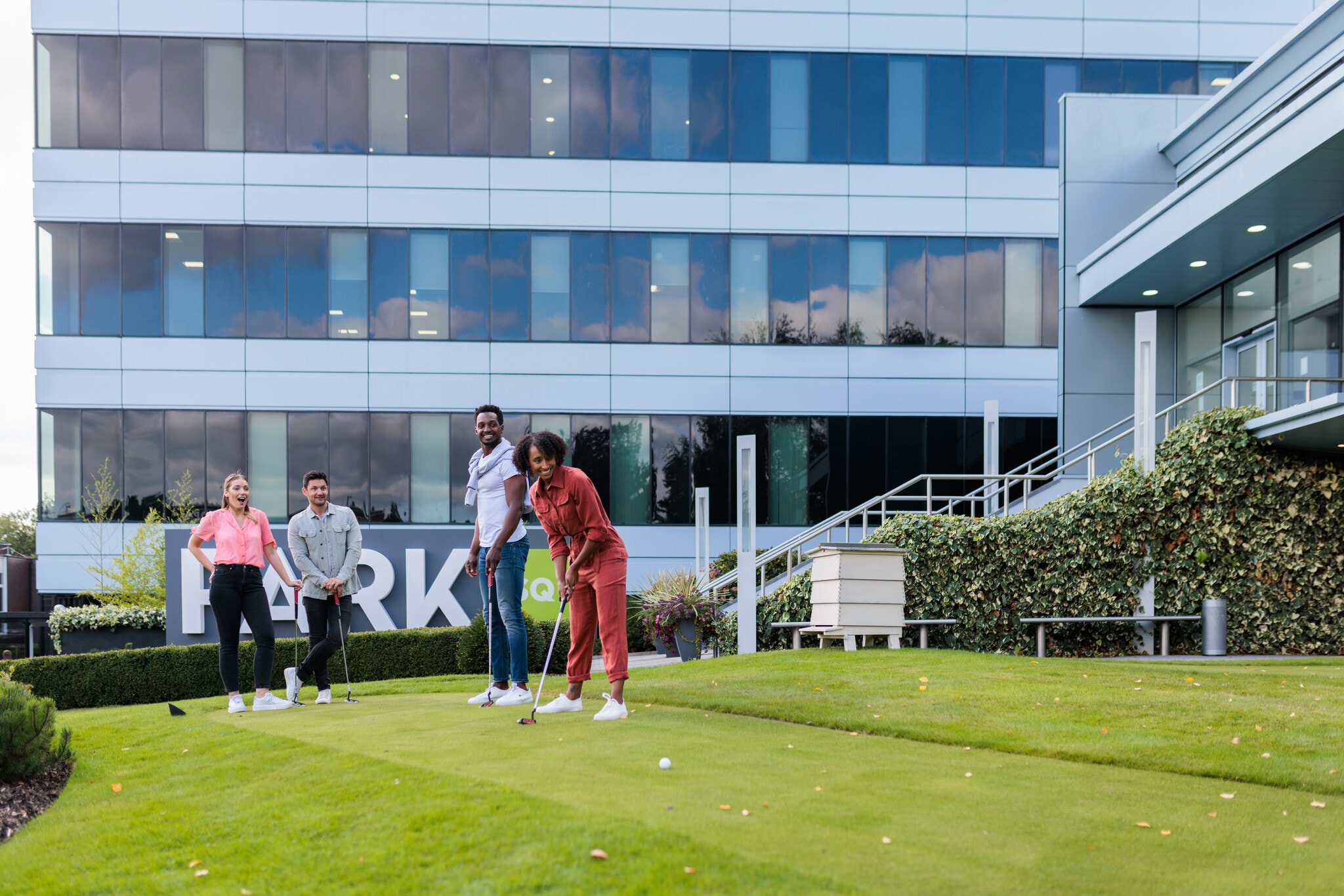 Bird Hall Ln, Stockport to rent Building Photo- Image 1 of 15