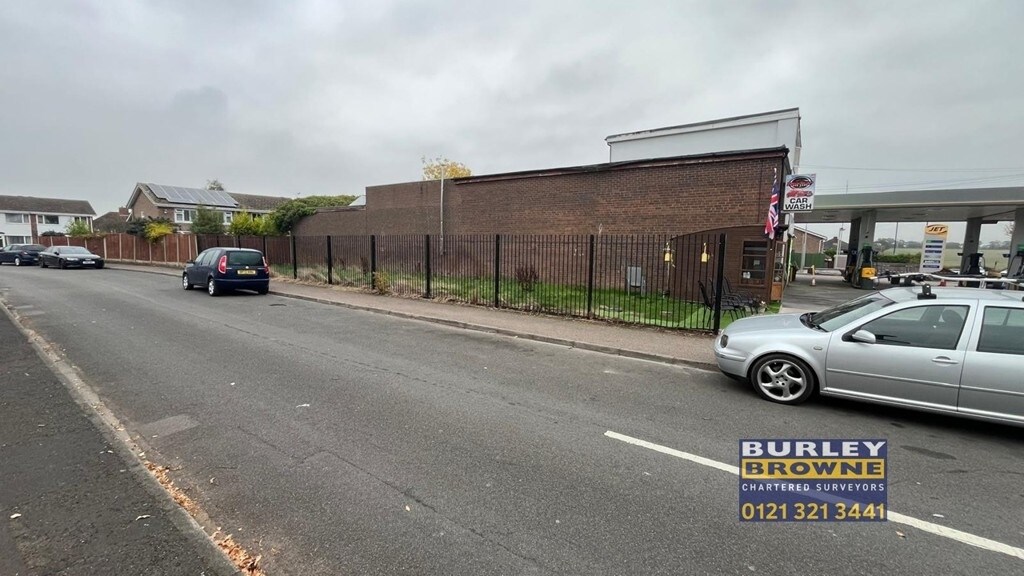 291 Reddicap Heath Rd, Sutton Coldfield to rent Primary Photo- Image 1 of 5