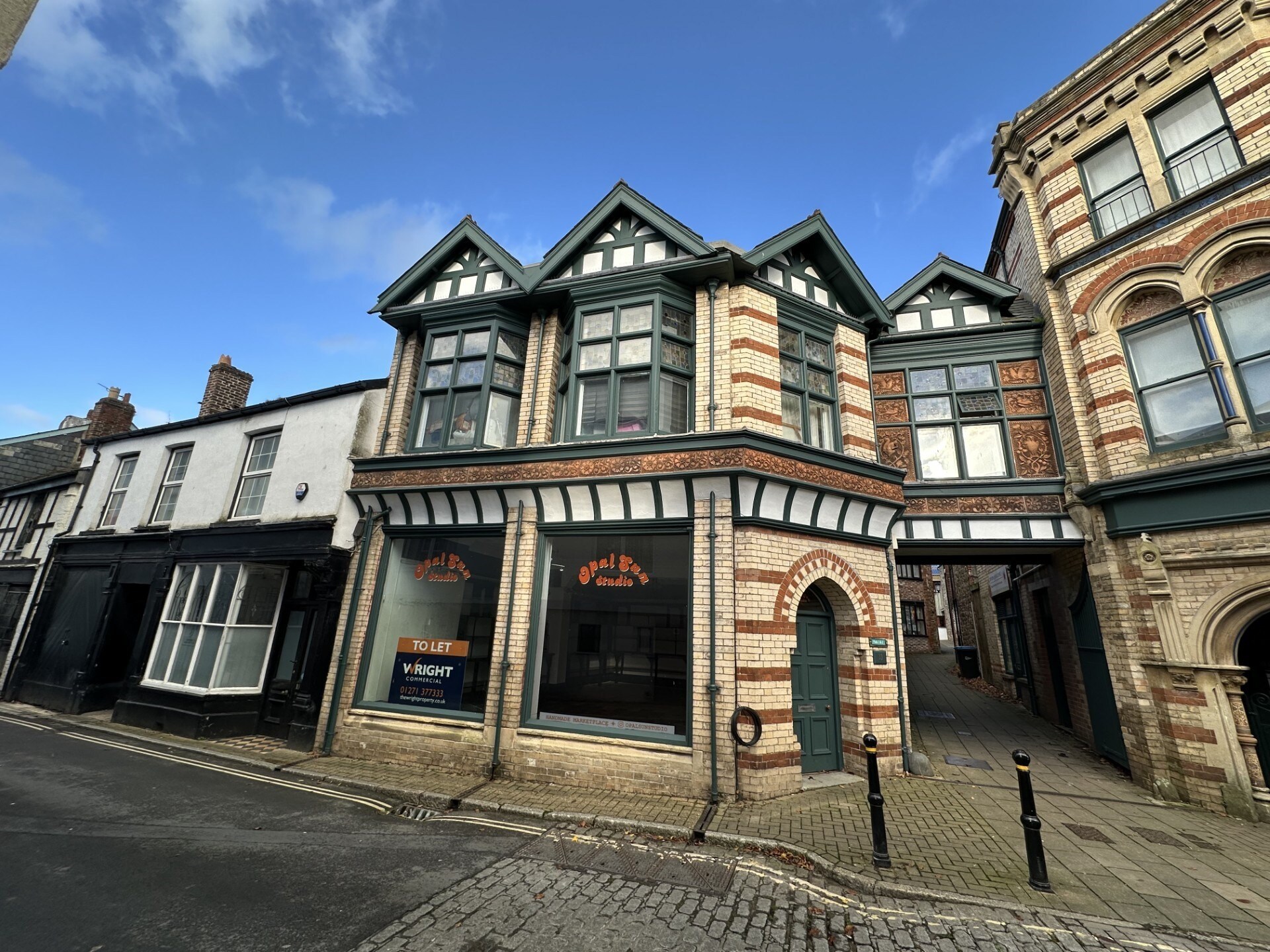 11 Litchdon St, Barnstaple for sale Primary Photo- Image 1 of 1