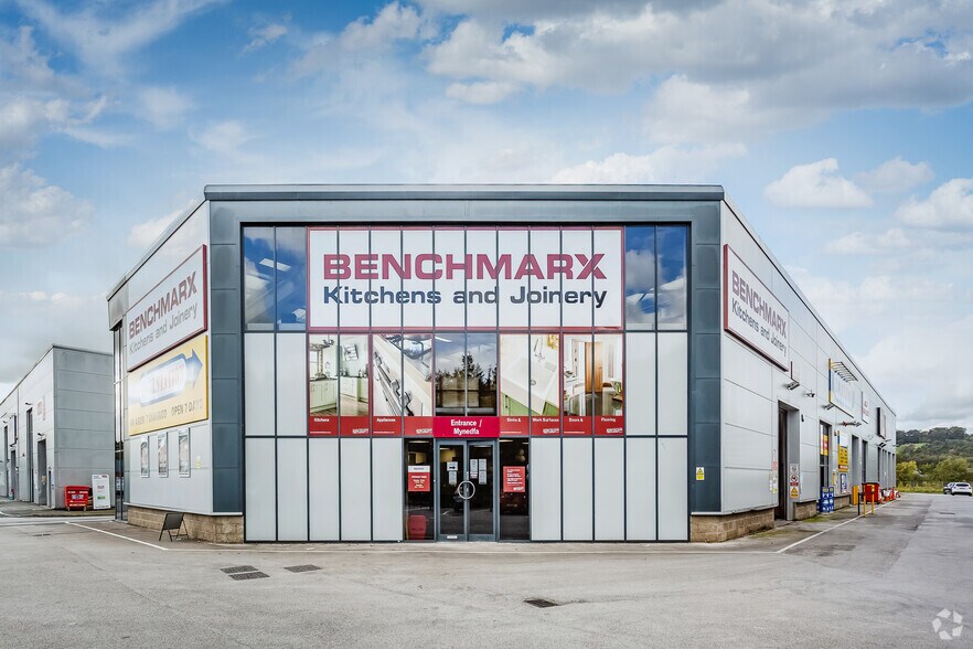 Llandegai Rd, Llandygai to rent - Primary Photo - Image 1 of 3