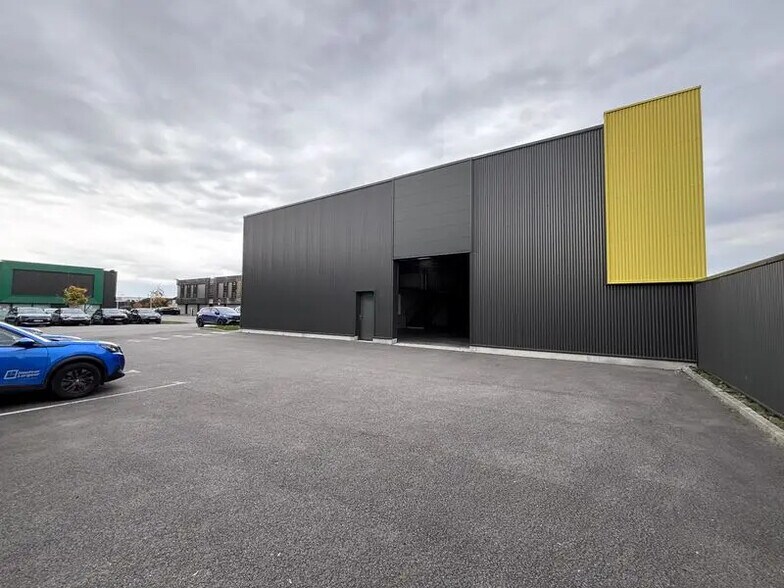 14 B Rue Des Clairières, LES SORINIÈRES to rent - Building Photo - Image 2 of 17