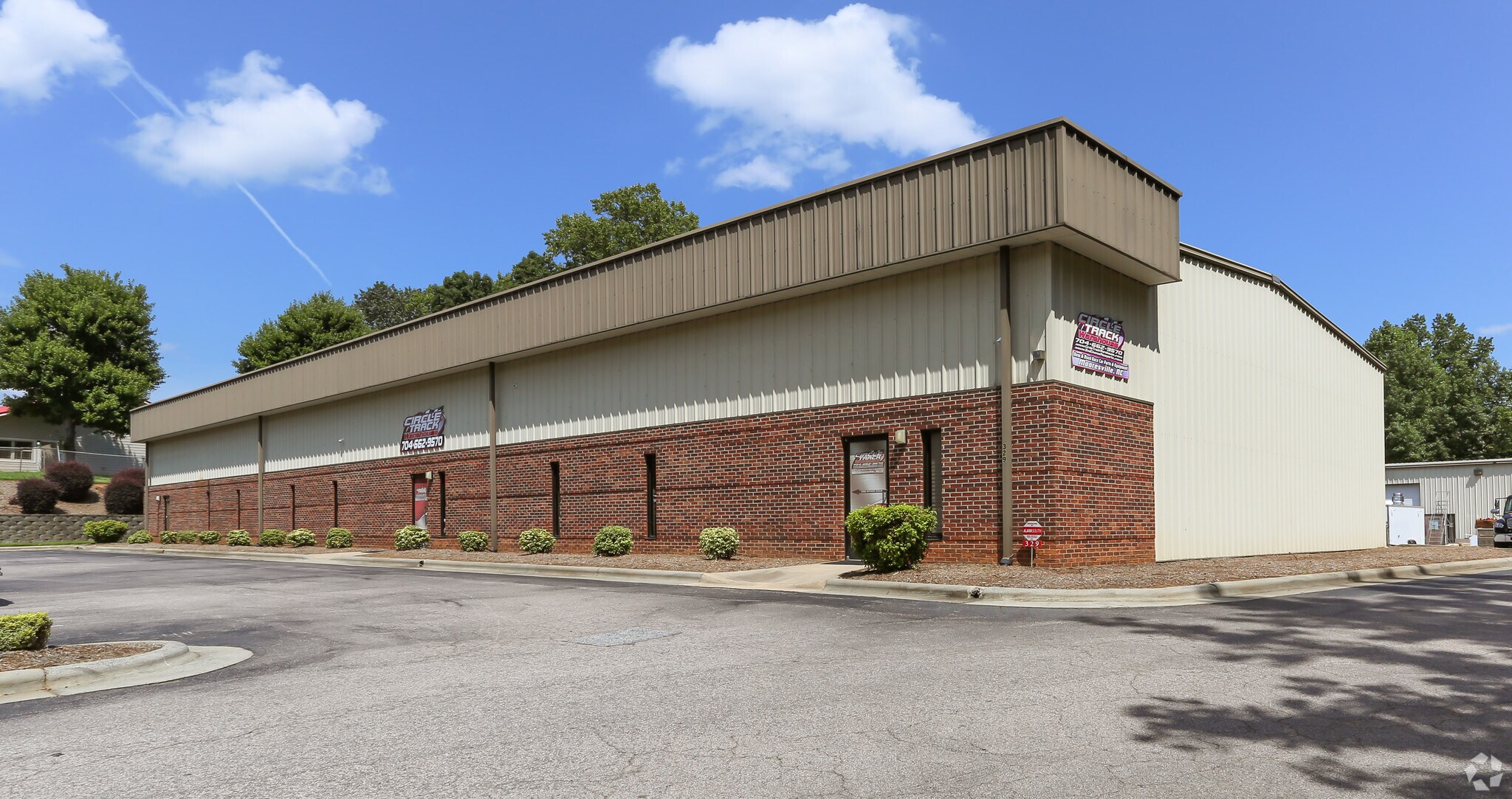 333 Rolling Hill Rd, Mooresville, NC for sale Primary Photo- Image 1 of 1