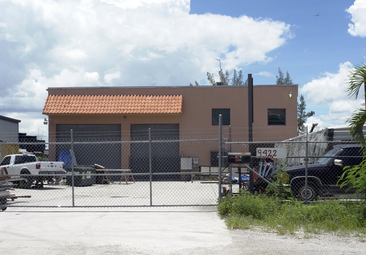 9422 NW 109th St, Medley, FL for sale Primary Photo- Image 1 of 1