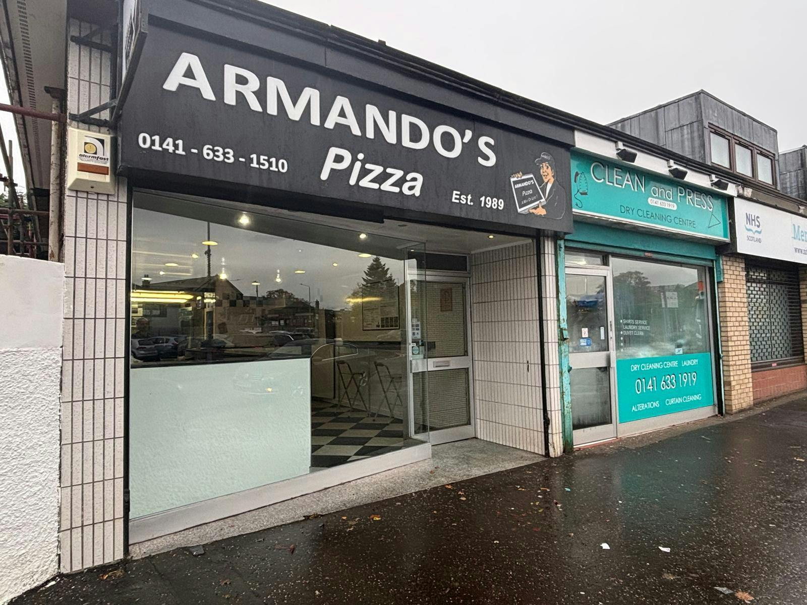 10 Merryvale Pl, Giffnock to rent Building Photo- Image 1 of 7