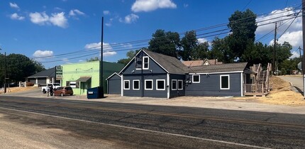 1702 W Main St, Waxahachie, TX for sale Building Photo- Image 1 of 1