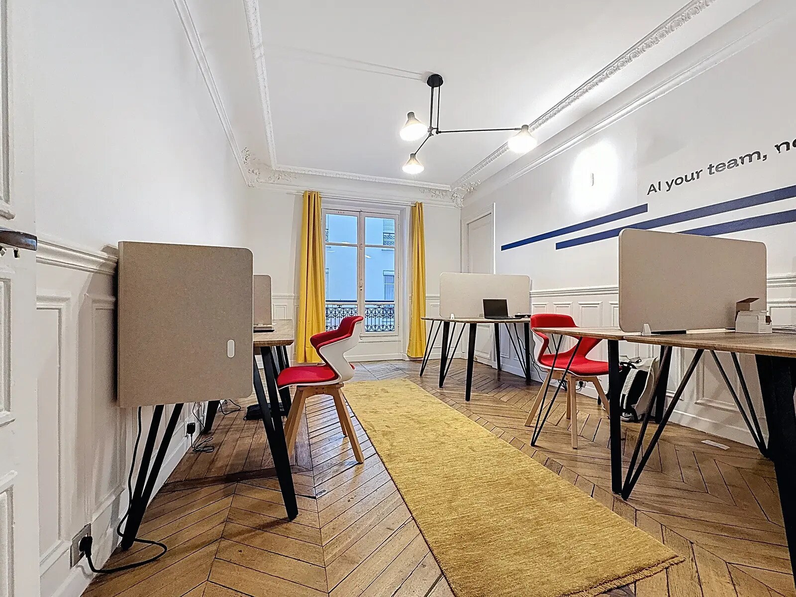 Co-working Space in Paris to rent Interior Photo- Image 1 of 9