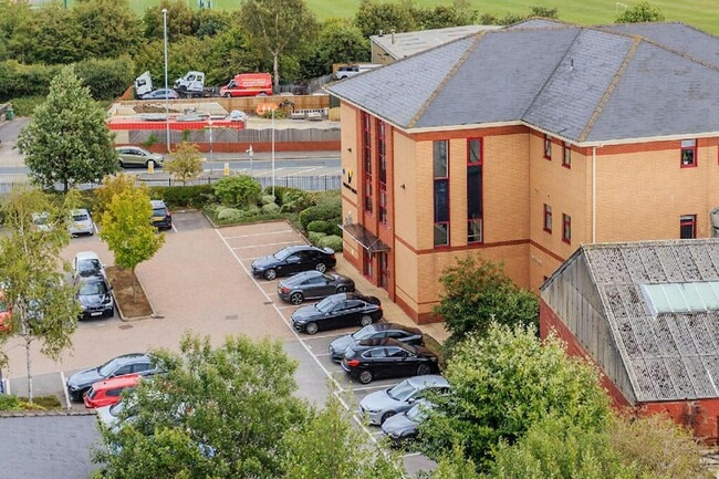 More details for Bruntcliffe Rd, Morley - Office to Rent