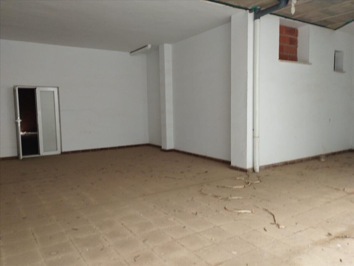 Calle Escribano, Almendralejo, BAD 06200 -  -  - Interior Photo - Image 1 of 8