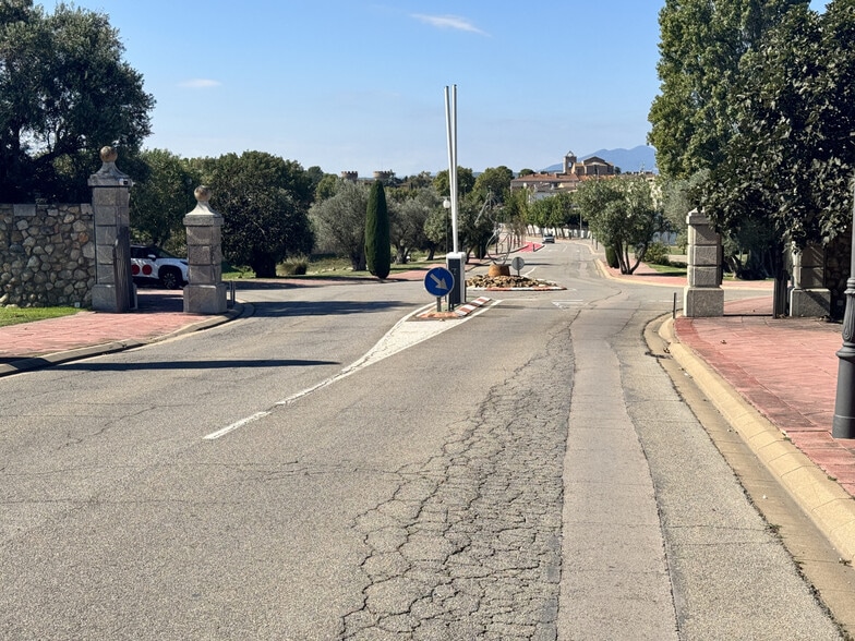 Carrer de Felip l'Ardit, 29, Peralada, Gerona for sale - Building Photo - Image 2 of 24