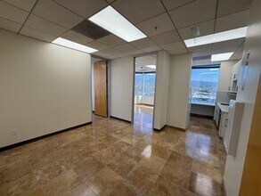 600 N Brand Blvd, Glendale, CA to rent Interior Photo- Image 1 of 6