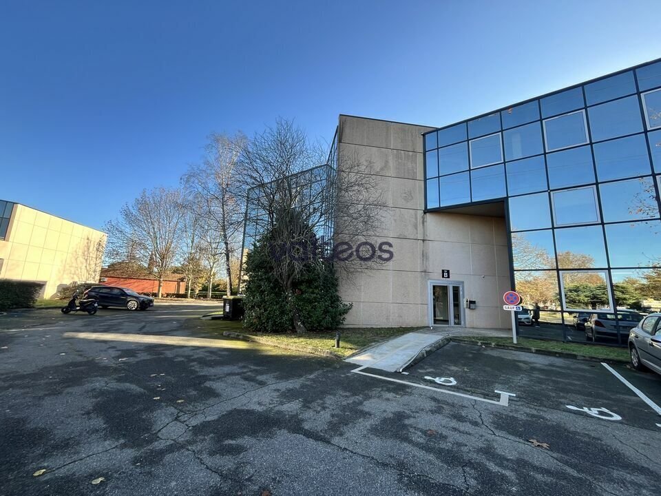 644 Avenue L'Occitane, Labège to rent Building Photo- Image 1 of 8